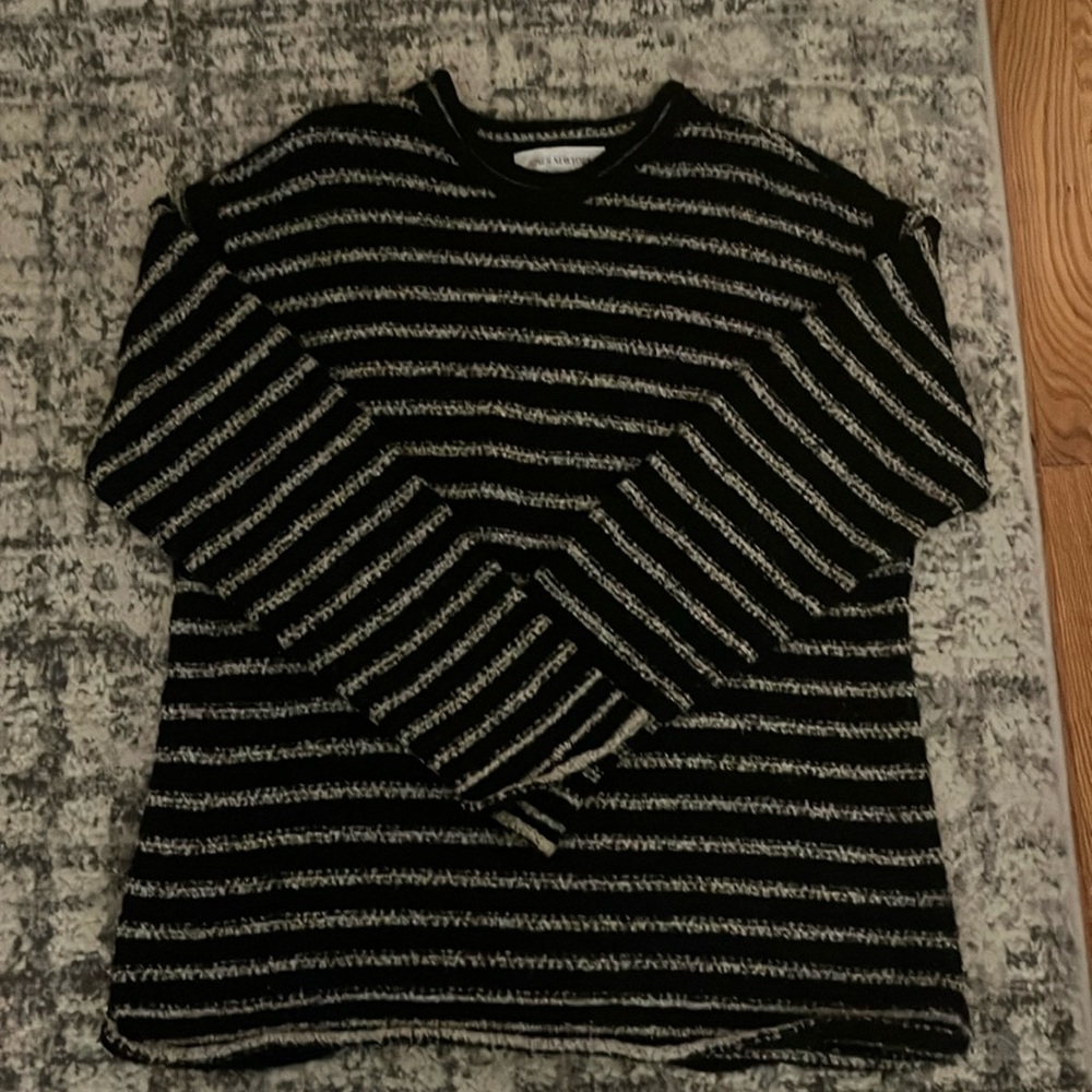 Women’s Sweater